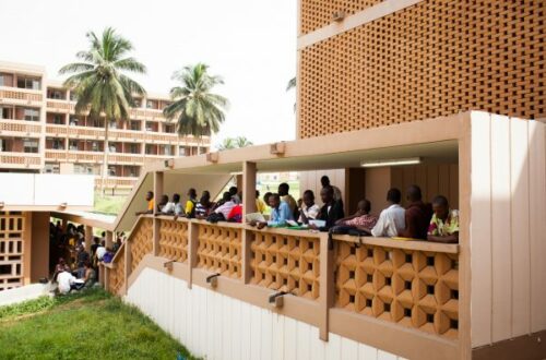 Article : Université de Cocody : Les étudiants s’offrent un marché de nuit