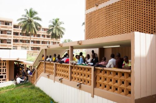Article : Université de Cocody : Les étudiants s’offrent un marché de nuit